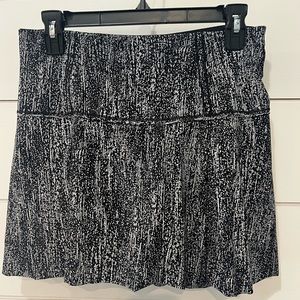 Lululemon 8 tall tennis skirt
